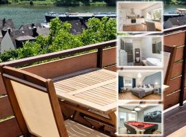 Riesling Appartement for 2 - 4 People - Billiards - Balcony with Mosel View - Parking - Wine Barrel Bar - Fully Equipped Kitchen - Netflix - WaipuTV - 3 km from Cochem, Hotel in Klotten