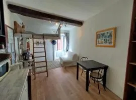 Le Studio du Cardinal Central/ Wifi/ Ajaccio à pieds!