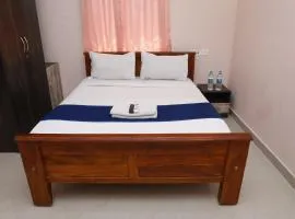 Grand Coastal Moonlight - Uthandi, ECR