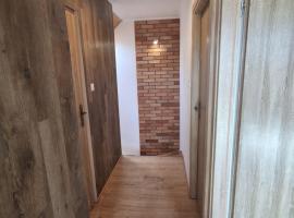 domki z kominkiem, ξενοδοχείο σε Polanczyk
