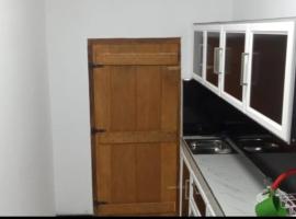 Guest in Jungle, hotel v destinaci Midigama East