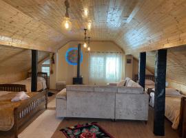 Riza Guest House, hotel v destinaci Polisi i Vogël