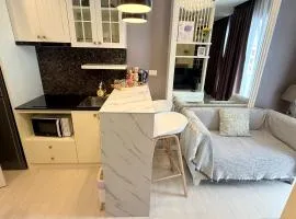 The Patio bangsaen miracle sea Top floor