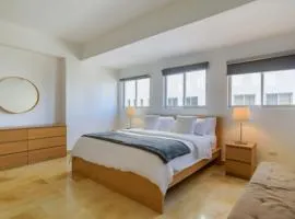 Escape 3BR Apartment in the Heart of Piantini Nightlife
