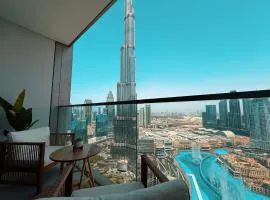 Downtown Luxury Full Burj Khalifa & Fountain Views - 4 Minutes Walk to Dubai Mall