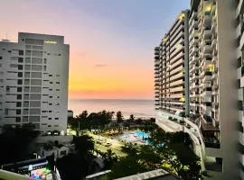 Modern Condo at Seaside Luxury Resort