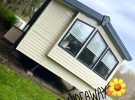 Daisy-Jacks Hideaway