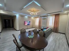 Van Art Apartment