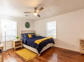 Cozy Home Perfect for Groups!