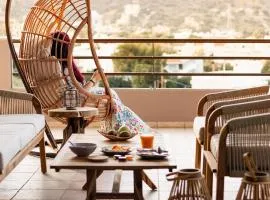 Anemelo luxury apartment with sea view!