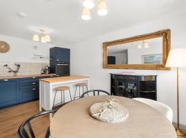 Luxury 2 Bed cottage in Killin, villa in Killin