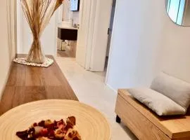 Apartment near hospital and university