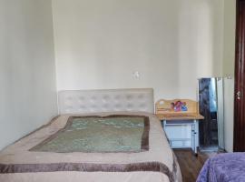 Batumi apartment, hotel de playa en Itʼkhvisi