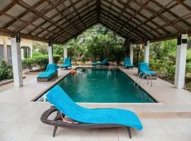 C K Suites Hotel