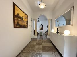 Carmax 2 Bedroom Appartment Birzebbugia, hotel en Birżebbuġa