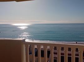 calefaccion invierno vistas panoranicas al mar, хотел в Монкофар