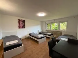 Wohnung Niedernhausen 60 qm 7 Einzelbetten Stellplatz