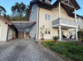 Residenz Göttersitz, hotel v destinaci Furth im Wald