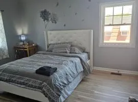 LG cozy room, shared bathroom