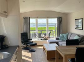 Haus mit dem schönsten Blick direkt am Meer BEST VIEW, дом у озера в аренду в городе Лауэрсог