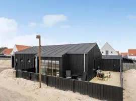 3 Bedroom Lovely Home In Løkken