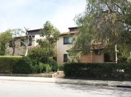 Kenata-Fairway Apartment Hotel