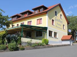 Gasthof zum Moosmann - Familie Pachernigg, hotel u gradu 'Arnfels'