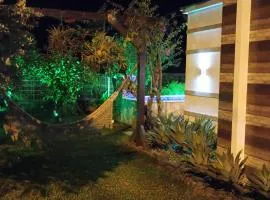 Casa Inteira - 3 Quartos - 11 Pessoas - Piscina infantil - 200m da praia