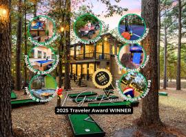 LUX,Hot Tub,ATV,Hiking,Pickleball,Firepit,Arcade, hotel in Broken Bow