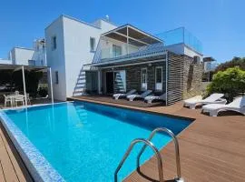 Kyma 3 Bed Villa + Pool