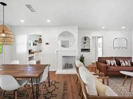 Stunning Palm Springs Hideaway with Pool, Fire pit etc