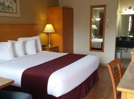 Canadas Best Value Inn & Suites-Vernon, motel u gradu 'Vernon'