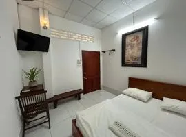 Chí Hiếu Hotel