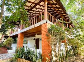 The Hideaway Hosur by evaddo, hotell sihtkohas Hosūr