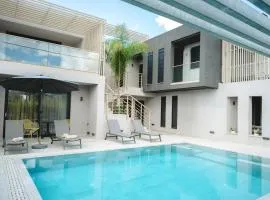 Grand Kourouta Pool Apartments