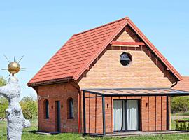 Słoneczny Domek Rostki, hotel in Rostki