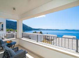 Soline Rocks Resort, готель у Млинах