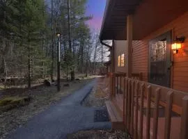Uncas 16N - Spacious & Scenic Townhome