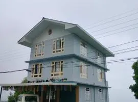 Valley Mist rooms & kitchen
