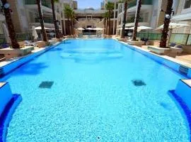 Garden Beach Luxury Apartment