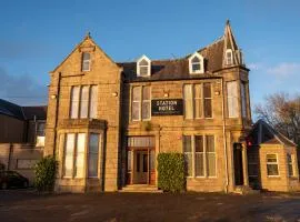 Station Hotel