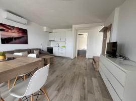 Isola Bella - Apartment B2, hotel i Povljana