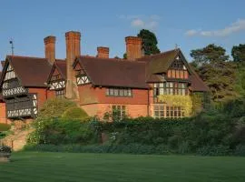 Best Western PLUS Grim's Dyke Hotel