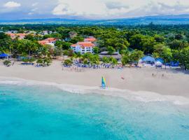 Viva Heavens by Wyndham, A Trademark All Inclusive, resort in San Felipe de Puerto Plata