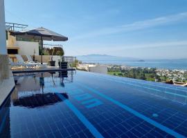 Bodrum eaSon Villa & House 350m2 Full Sea View with Private Infinity Pool, Hotel in Bodrum