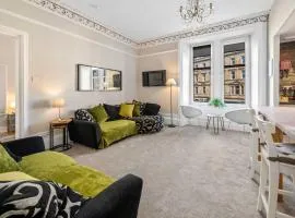 NEW Stunning 1BR Central Apartment
