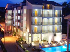 Residence Playa Sirena, hotel v destinaci Tortoreto Lido