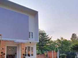 De Lavender Villa 2