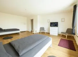 VAZ Apartments Freiheit 1 für Monteure und Fachkräfte, Küche, Balkon, TV, WLAN, Parkplatz, Autobahnähe