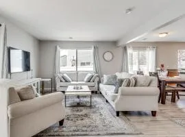 Golf, Hike, Explore and More Cozy Retreat in Denver